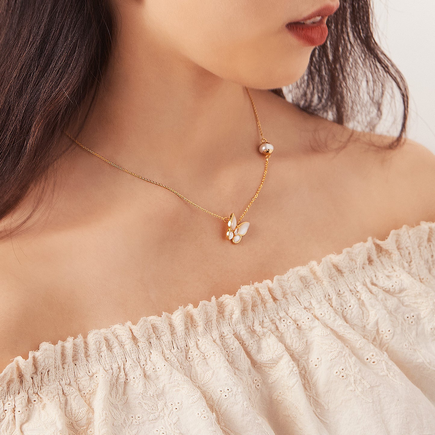 Clover Simulated Pearl Pendant Necklace